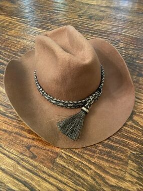 Natural & Black Cowboy Hat Band wit tassel
